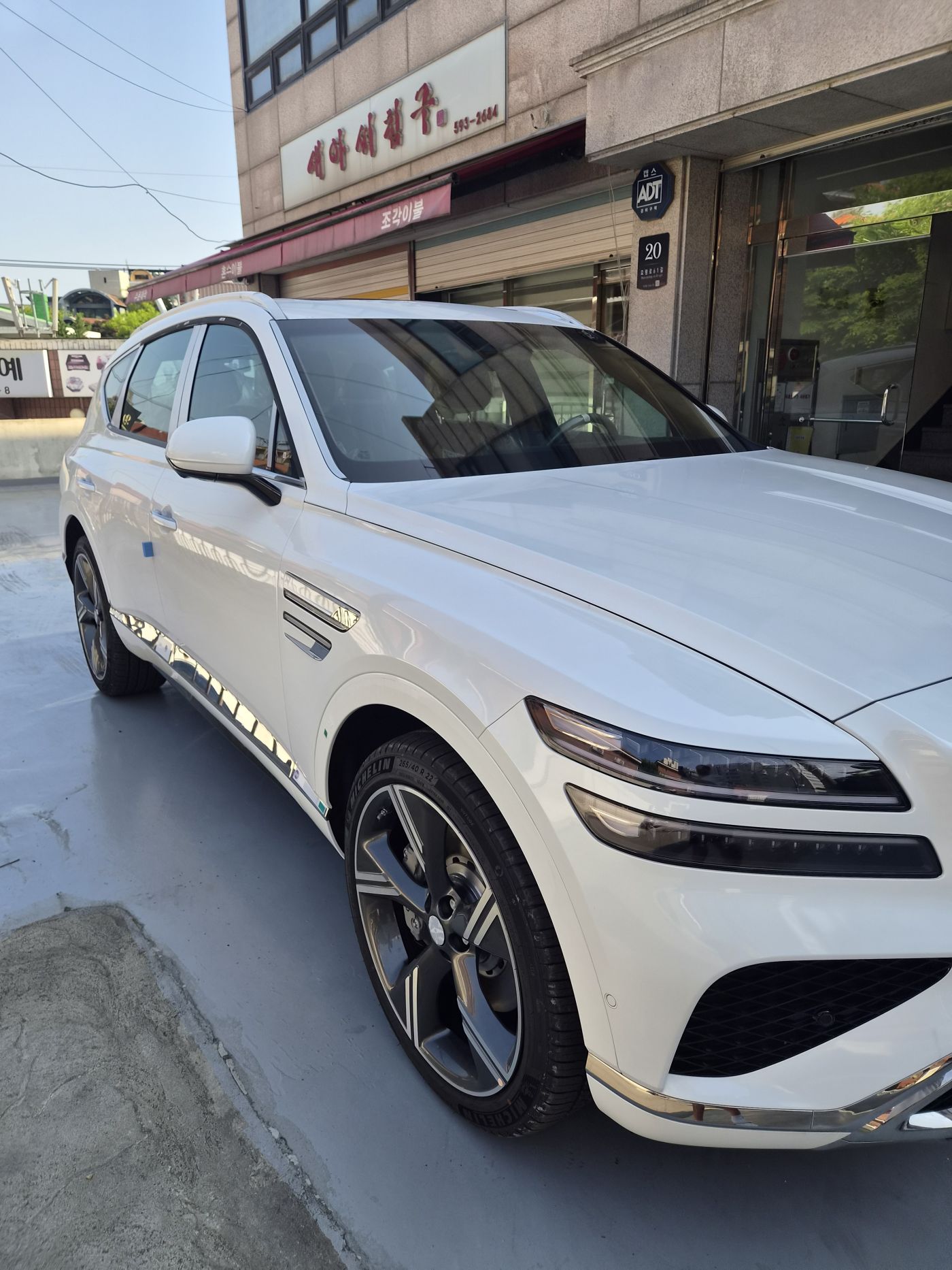 제네시스 SUV 신차 측면 출고 전 확인 사례